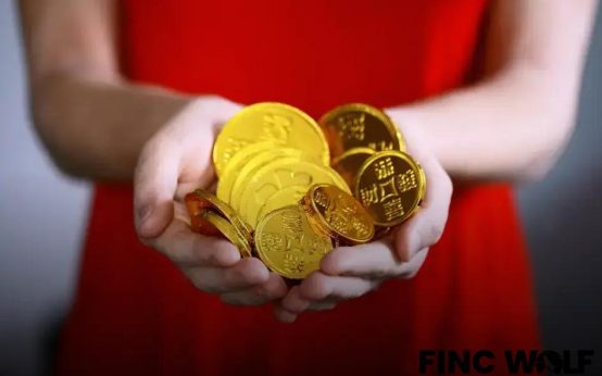 How to Avoid Falling into a Debt Trap: Essential Tips