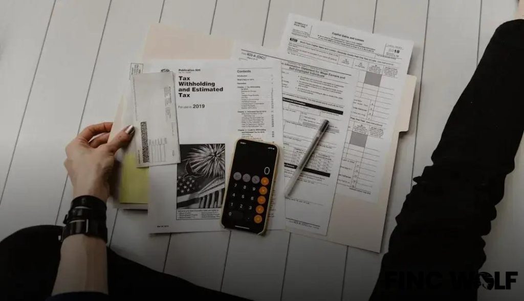 Personal Loans vs. Credit Cards: Which is Truly Better?