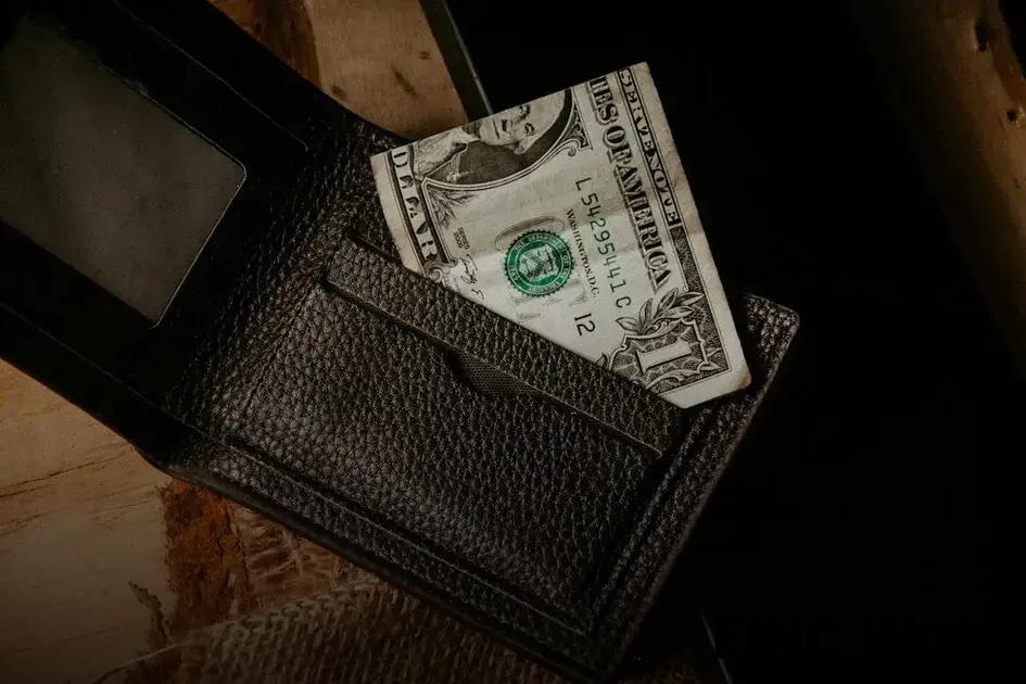 Risks and Rewards of Altcoin Trading